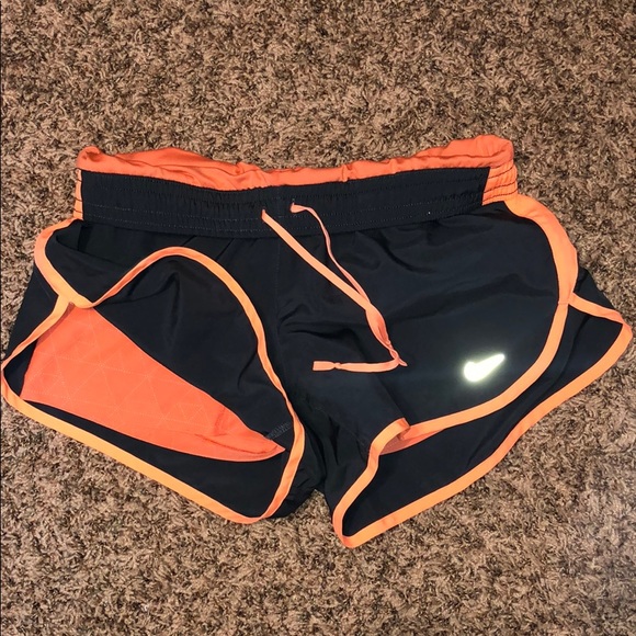 Nike Shorts - Picture 3 of 3